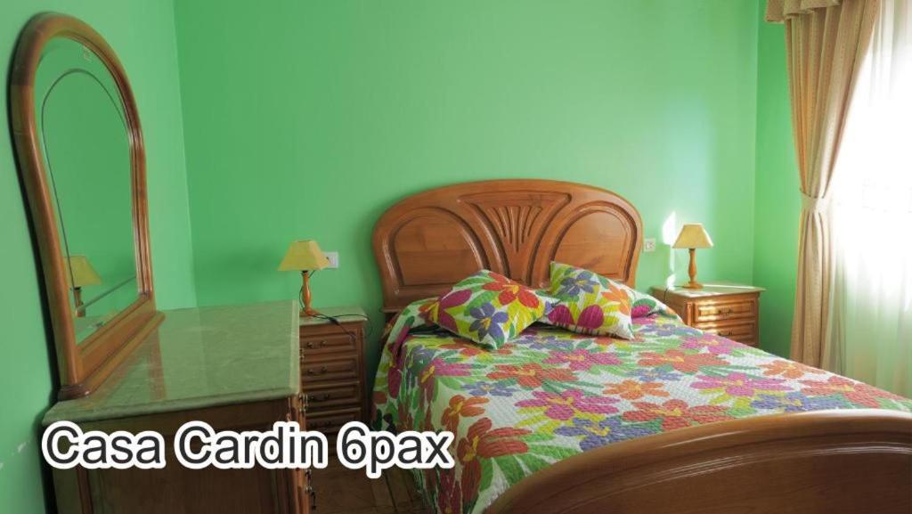 דירות Onís Casa Cardin מראה חיצוני תמונה
