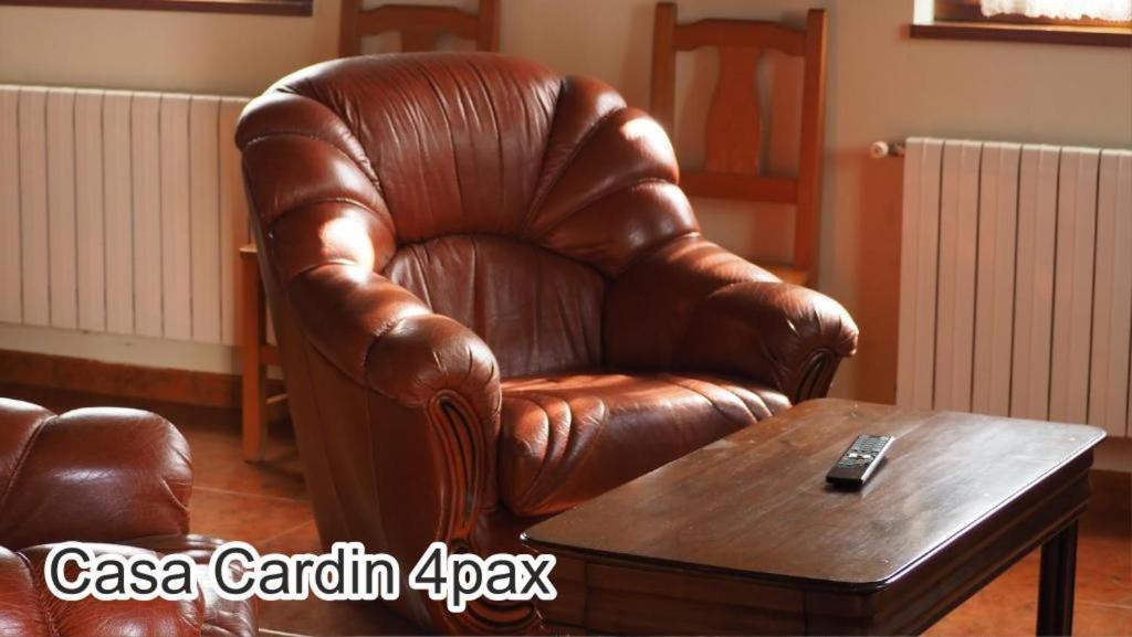 דירות Onís Casa Cardin מראה חיצוני תמונה