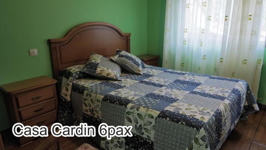 דירות Onís Casa Cardin מראה חיצוני תמונה