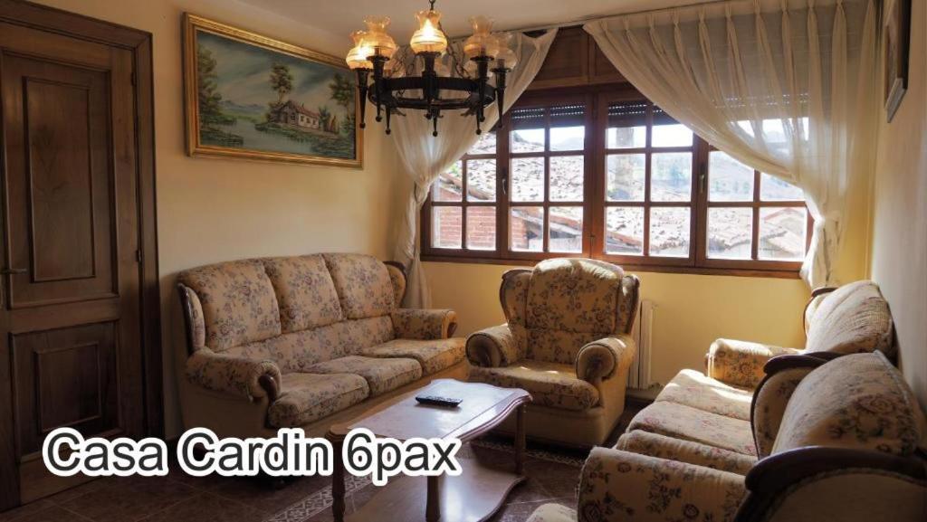 דירות Onís Casa Cardin מראה חיצוני תמונה