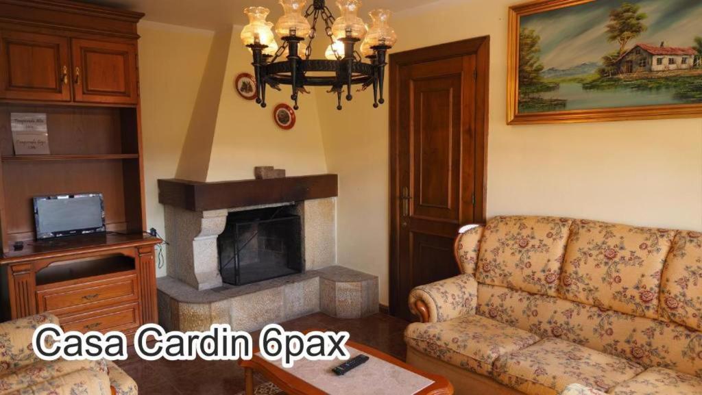 דירות Onís Casa Cardin מראה חיצוני תמונה